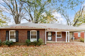 1619 IVY RD Memphis, TN 38117